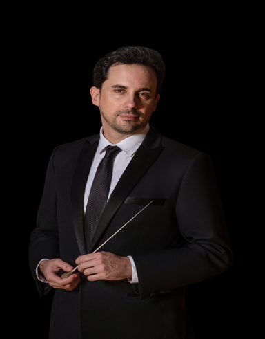 Olivier Ochanine – Music Director/Principal Conductor